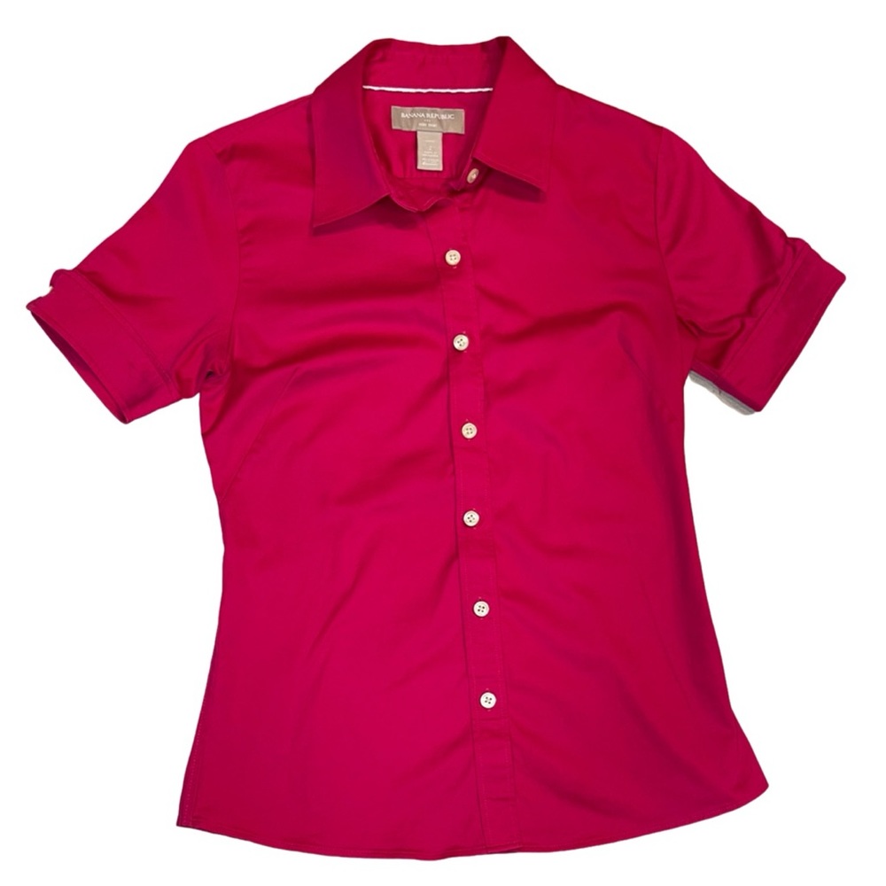 Banana Republic Non Iron Button Down Short Sleeve Top in Pink